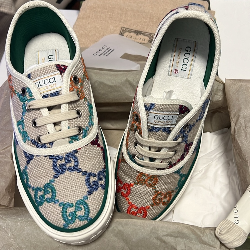 Gucci Shoe